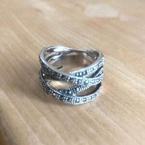 Sterling and stones beautiful ring size 6 it is lovely